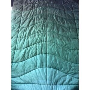 Weatherproof Vintage Hooded Outdoor Blanket Green Cascade Puffy Plush Camp Wrap